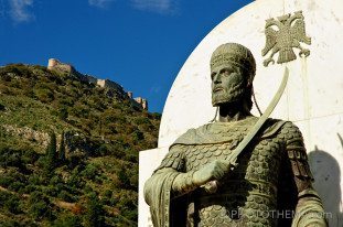 6 Ιανουαρίου 1449: Στέφεται στον Μυστρά Αυτοκράτορας ο Κωνσταντίνος Παλαιολόγος