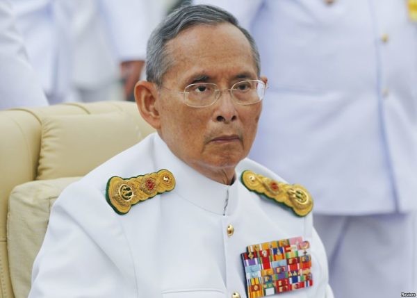 Πένθος στην Ταϊλάνδη για τον θάνατο του βασιλιά της χώρας