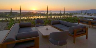 1367913816-amanzoe14_750x500