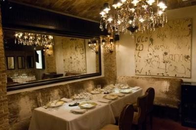 assets_LARGE_t_243061_54310611_type12658