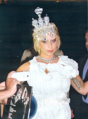 lady GAGA ATHENS0001