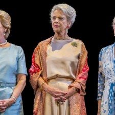 Τρεις αδελφές: Συνομιλίες μεταξύ βασίλισσας Μαργκρέτ, πριγκίπισσας Βενεδίκτης και βασίλισσας Άννα-Μαρίας