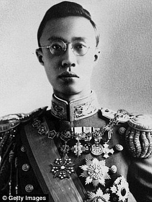 277EE69000000578-3035940-Puren_was_the_youngest_brother_of_the_final_Qing_monarch_Puyi_pi-m-11_1428862509501