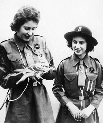 Princess-Elizabeth-and-Princess-Margaret-283723