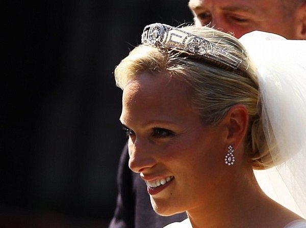 EDINBURGH, SCOTLAND - JULY 30:  Zara Phillips departs afterher Royal wedding to Mike Tindall at Canongate Kirk on July 30, 2011 in Edinburgh, Scotland. The Queen's granddaughter Zara Phillips will marry England rugby player Mike Tindall today at Canongate Kirk. Many royals are expected to attend including the Duke and Duchess of Cambridge.  (Photo by Jeff J Mitchell/Getty Images)