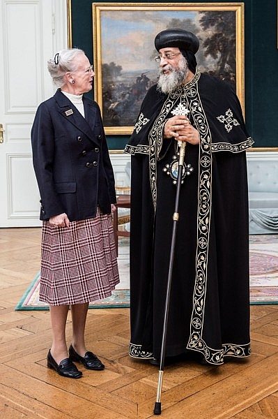 H.M. Dronning Margrethe og kultur- og kirkeminister Bertel Haarder modtager Den Koptiske Pave Tawadros II på mandag den 14. september kl. 10.30.