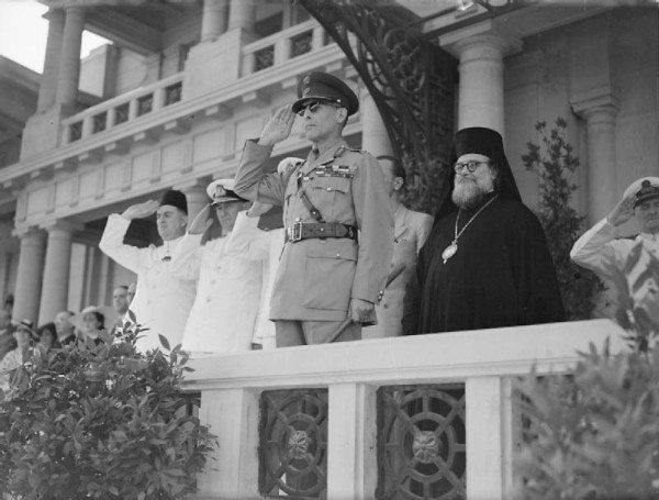 King_George_of_Greece_takes_the_salute_Alexandria_1942_IWM_A_10133