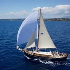 Η «ΑΦΡΟΕΣΣΑ» θα συμμετάσχει στο «Spetses Classic Yacht Regatta» 2016
