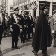 Ο πρίγκιπας Γκολάμ-Ρεζά του Ιράν στην κηδεία του βασιλέως Παύλου